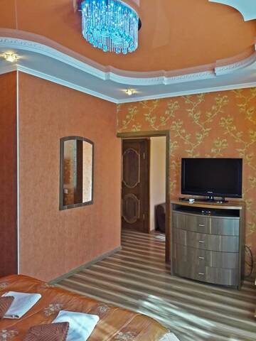 Семейный номер в Отеле Kristall Hotel